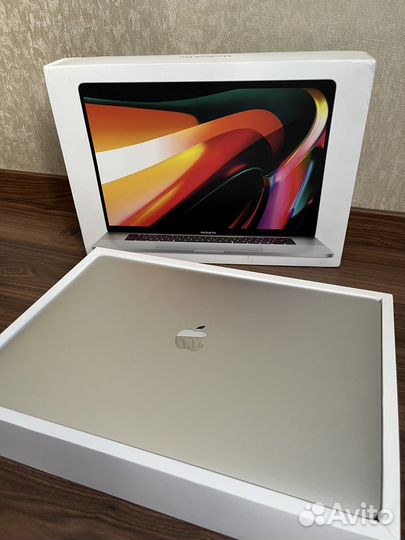 Apple macbook pro 16 19