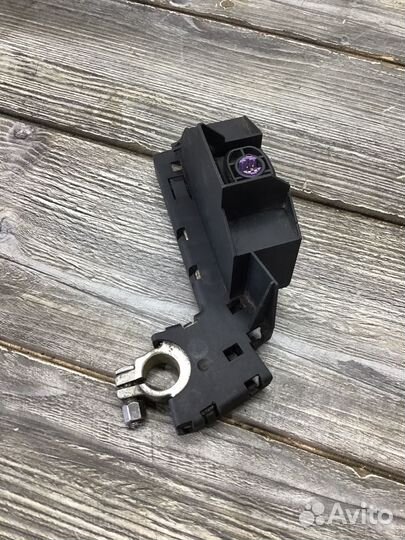 Предохранитель на АКБ