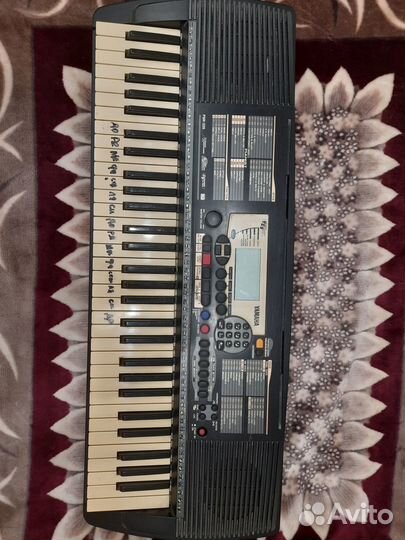 Yamaha PSR -225 цифровое пианино