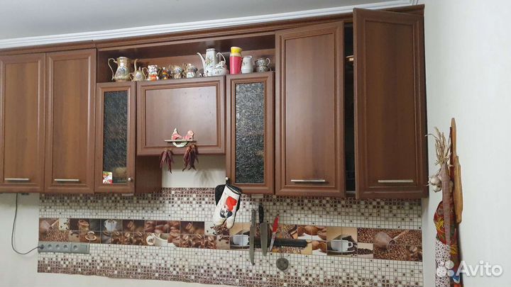 Продам кухонный гарнитур бу