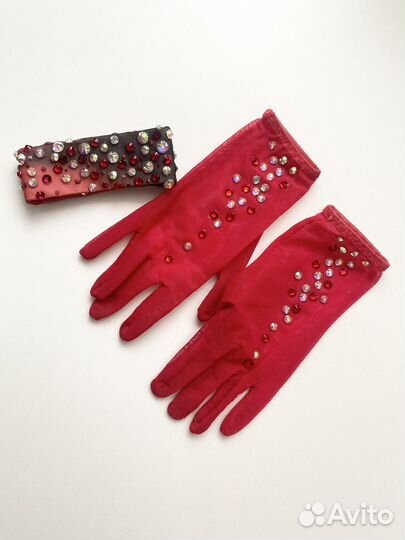 Платье для выступлений по фигурному катанию