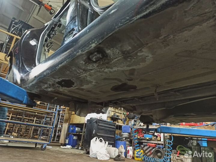 Порог со стойкой правый Renault Megane 3