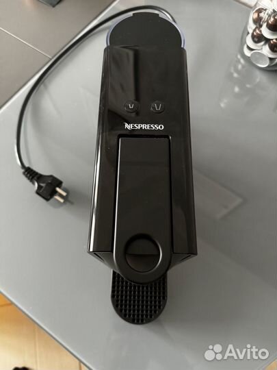 Капсульная кофемашина nespresso essenza mini c30