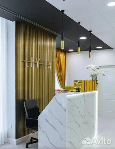 Администратор в студию балета и растяжки Levita