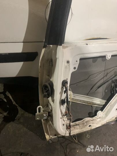 Дверь задняя правая vw passat b5