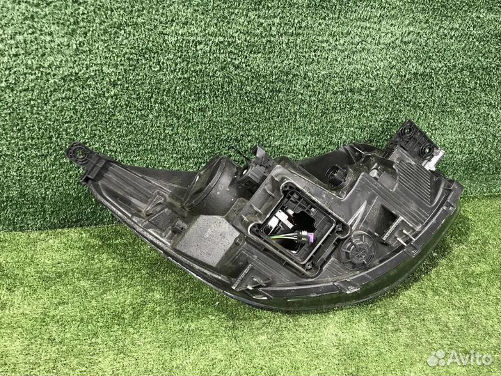 Фара левая Kia Soul