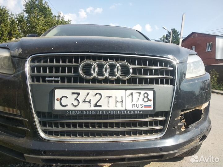 Ауди Q 7 ку 7, панорама,стекла все