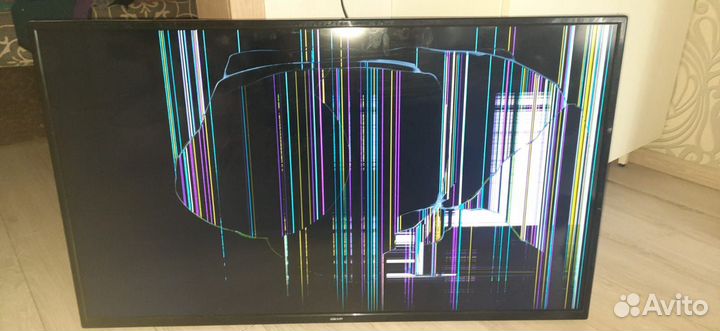 Телевизор Dexp, модель F 42 С 7000 Е