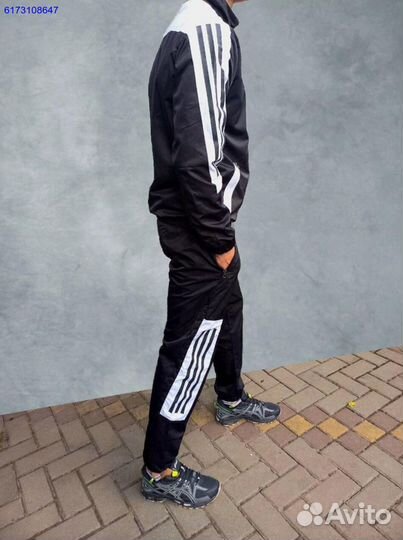 Спортивные костюмы Adidas