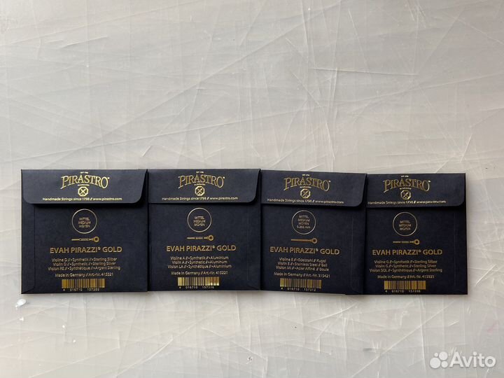 Струны для скрипки Pirastro Evah Pirazzi Gold