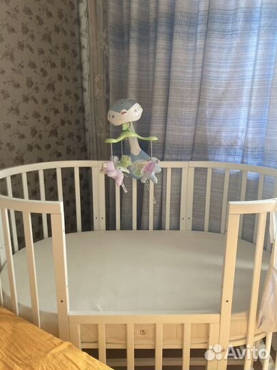 Детская кроватка