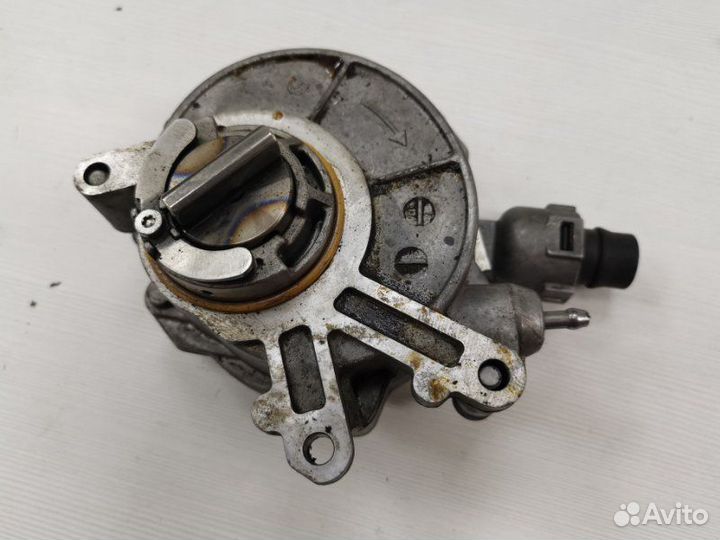 Вакуумный насос N63 S63 Bmw X5 E70 2008