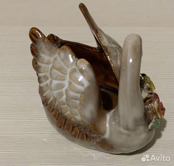 Вазочка Лебедь