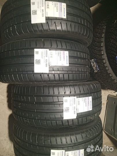 Michelin Pilot Sport 5 245/45 R18 100Y