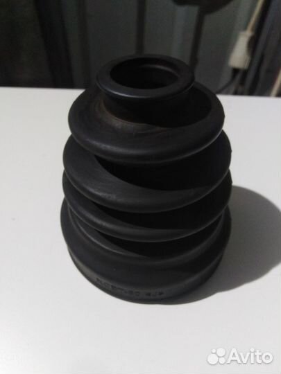 Пыльник шруса на Чери Тигго