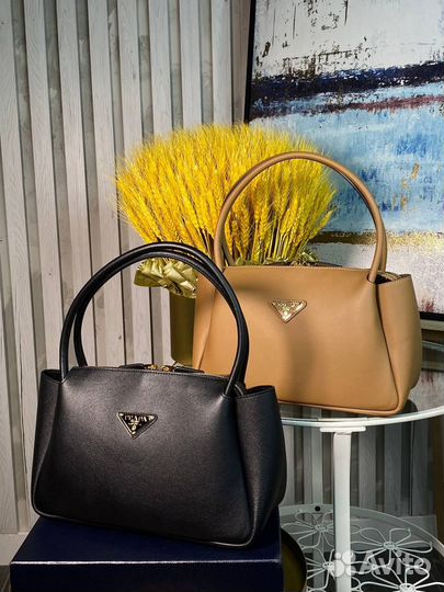 Сумка Prada
