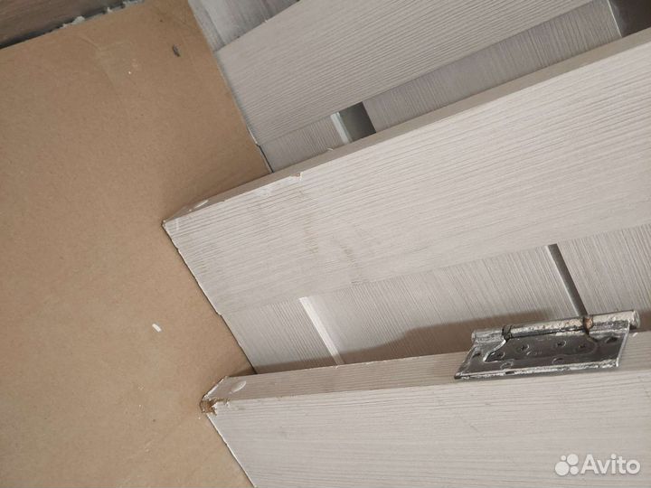 Межкомнатные двери бу 90х200