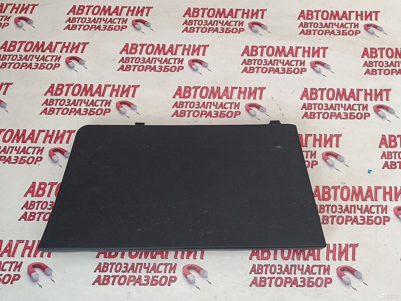 Обшивка багажника левая Тойота Рав 4 ха50