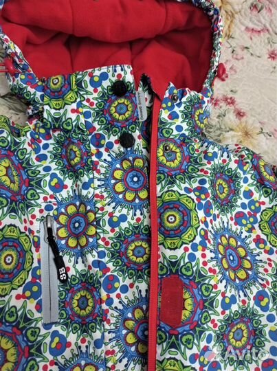 Зимняя куртка для девочки 5- 6 лет