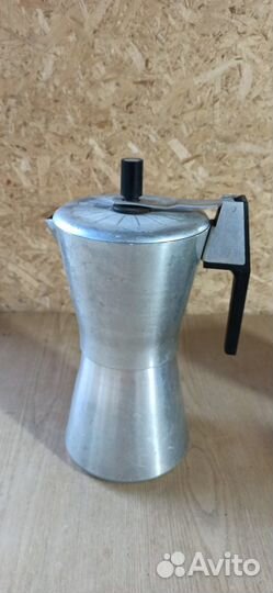 Кофеварка гейзерного типа