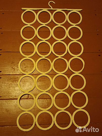 Вешалка для шарфов и платков