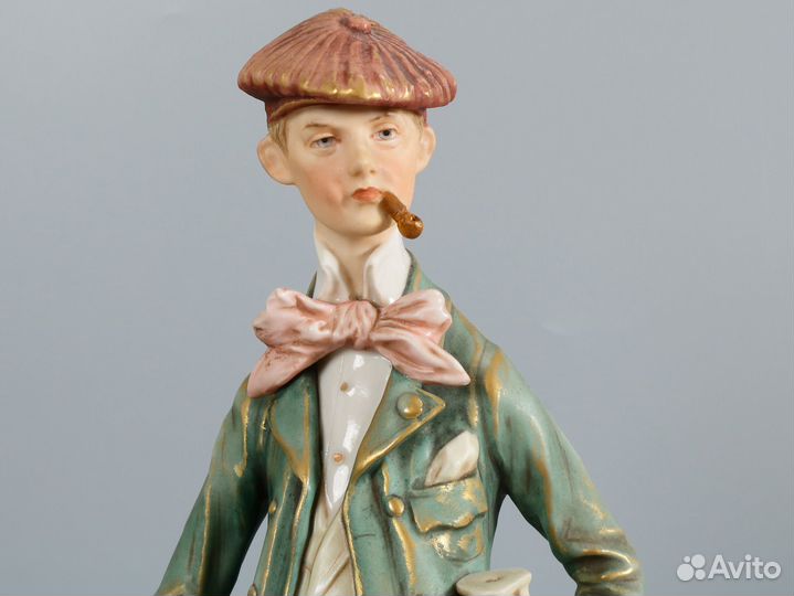 Старинные фарфоровые статуэтки. Royal Dux