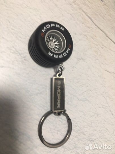 Брелок для ключей mopar