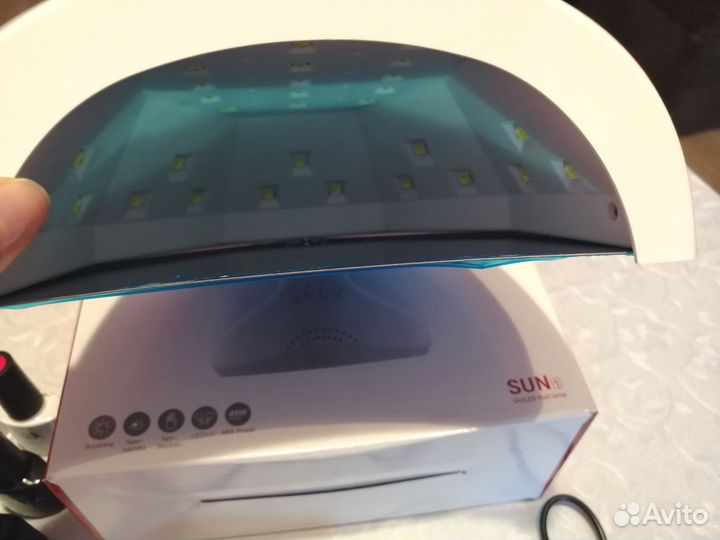 Лампа для сушки ногтей