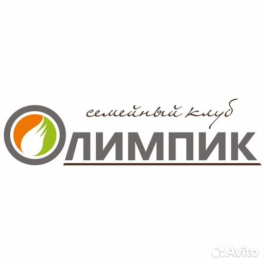 Официант в кафе Олимпик