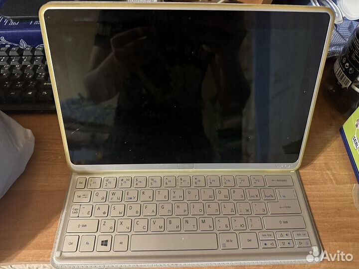 Планшет с клавиатурой acer