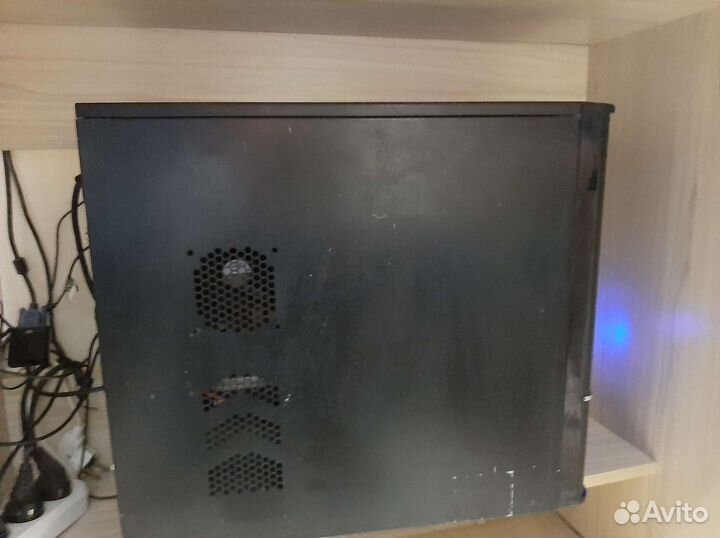 Компьютер для работы можно по комплектующим