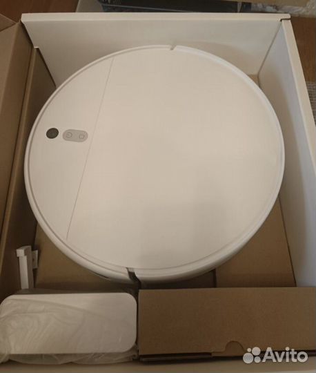 Робот пылесос