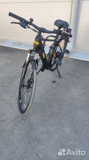 Электровелосипед Jeep Trekking E-Bike TMR 7000
