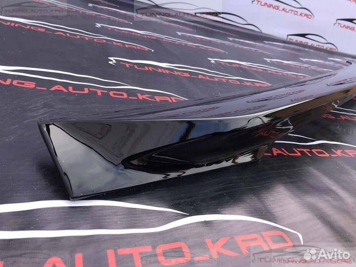 Спойлер Toyota Land Cruiser 200 T3827