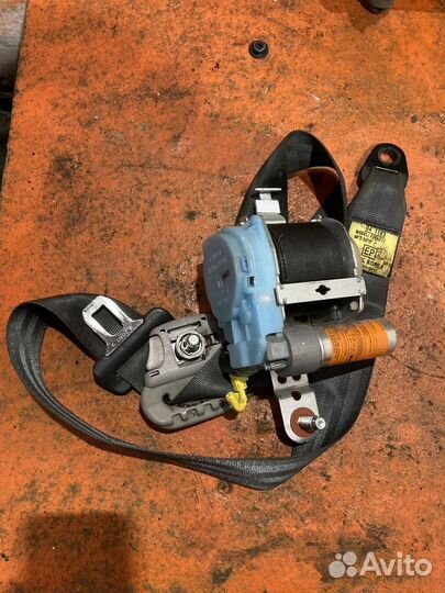 Ремень передний левый Hyundai Getz 2002-2010