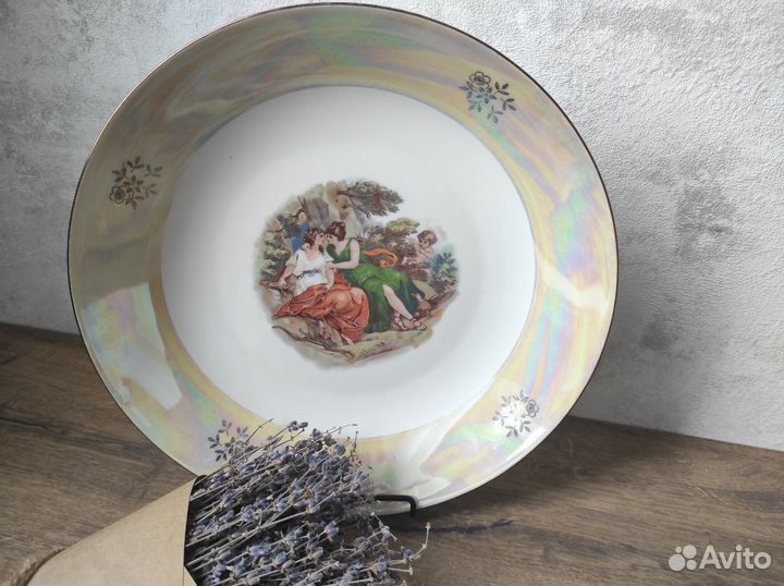 Фарфоровое блюдо Kahla Мадонна ГДР