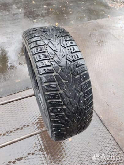 Nokian Tyres Hakkapeliitta 7 215/65 R16