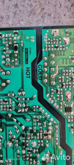 Телевизор Hyundai H-LED55EU7008 разбор