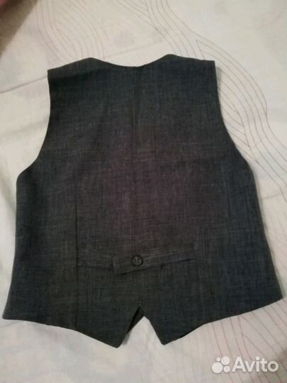Жилетки и брюки школьные