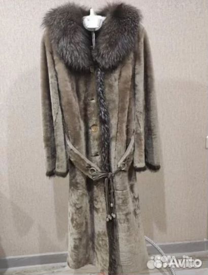 Шуба мутон чернобурка фирма Alef 50-52 длинная