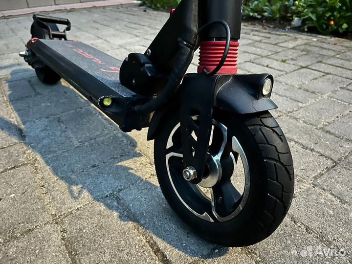 Электросамокат Kugoo X1