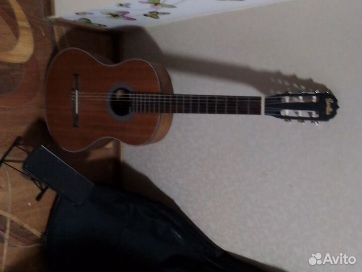 Классическая гитара шестиструнная бу