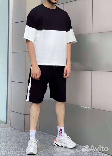 Мужской спортивный костюм летний