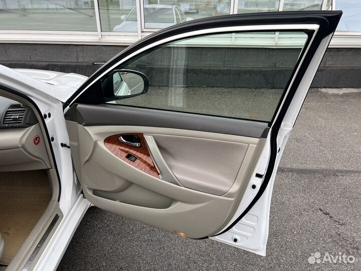 Toyota Camry 2.4 AT, 2011, 151 277 км