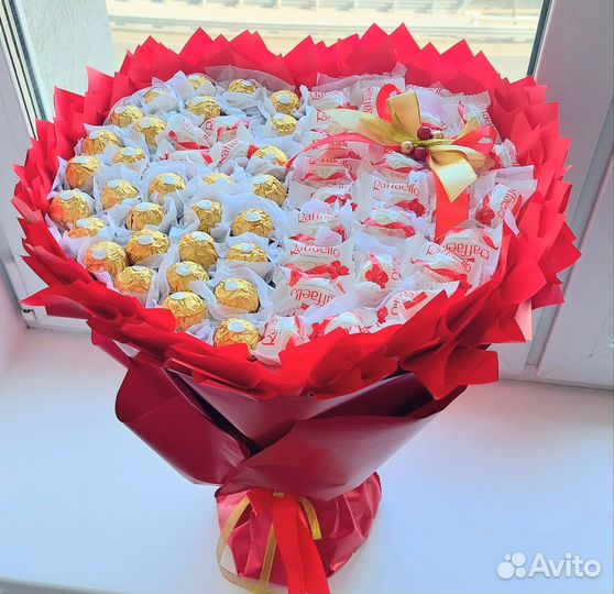 Букет из конфет, букет из чипсов, букет рафаэлло