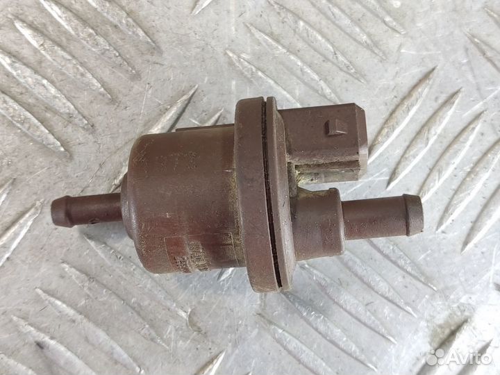 Клапан вентиляции топливного бака Peugeot 206 1998