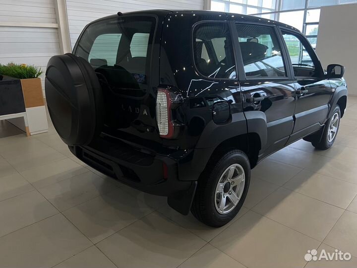 ВАЗ Niva Travel 1.7 МТ, 2024, 4 км