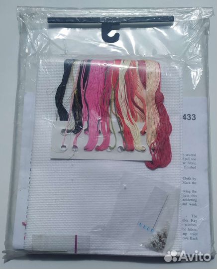 Набор для вышивания Lola от Design Works