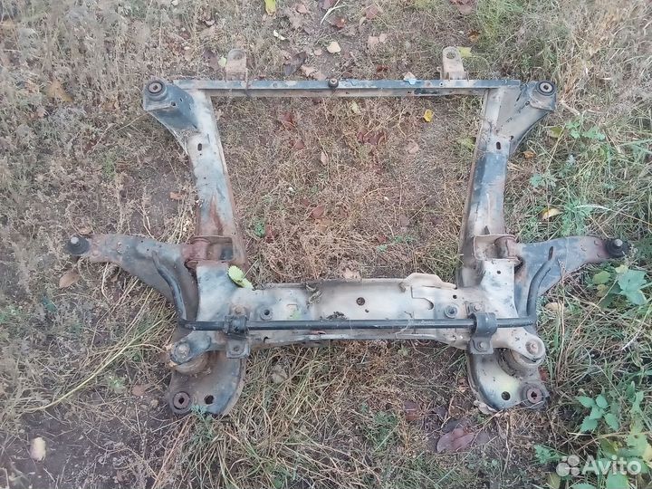 Подрамник ford mondeo 3 взборе