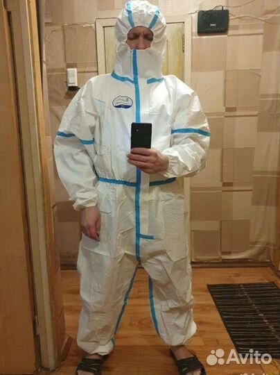 Комбинезон медицинский, белый